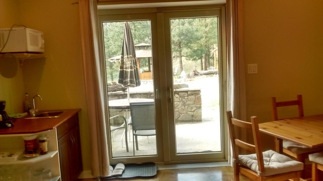 Baergnaescht B&B Osoyoos Exterior foto